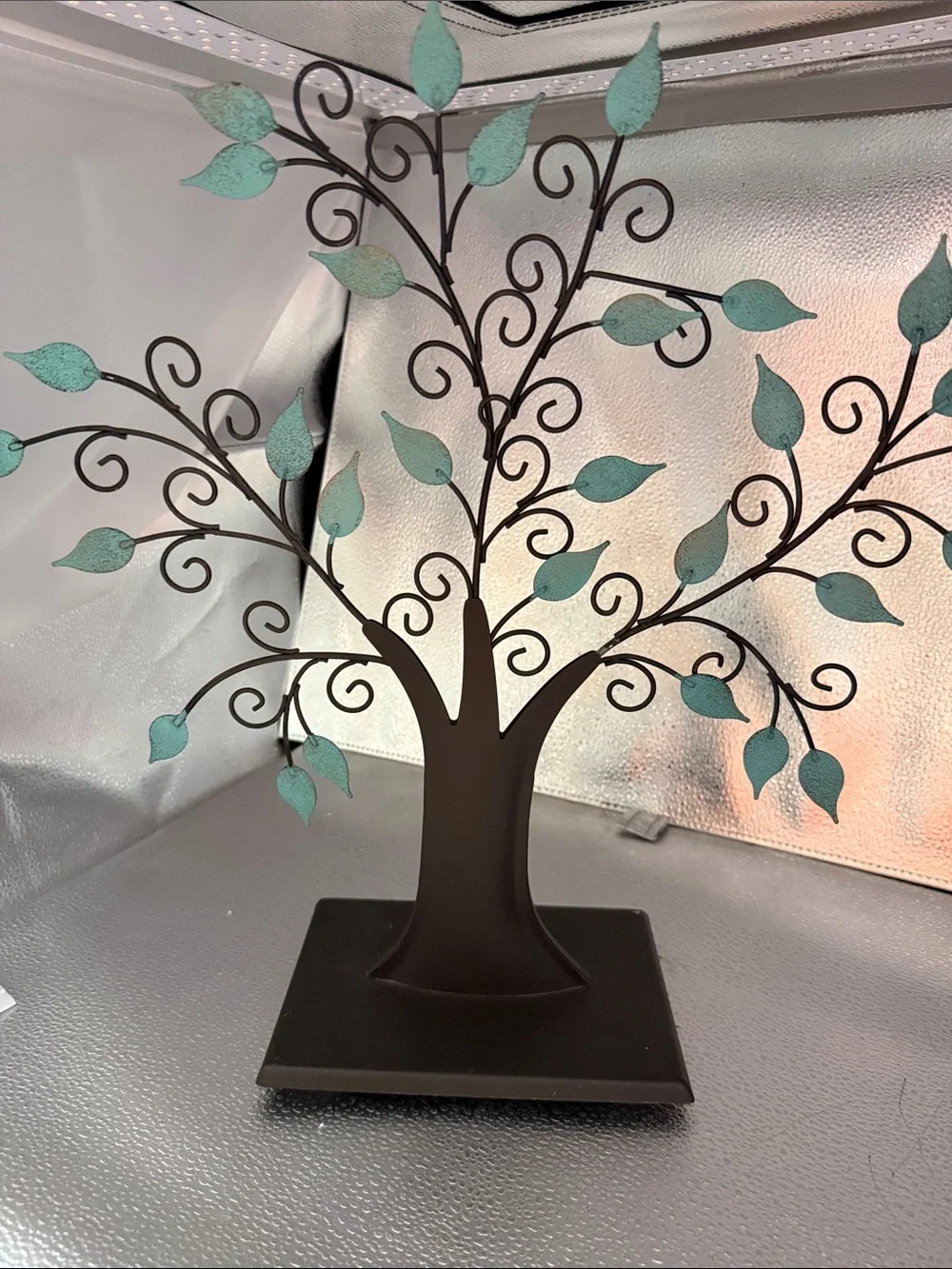 Hallmark Family Tree Ornament For Pictures or Ornaments.
